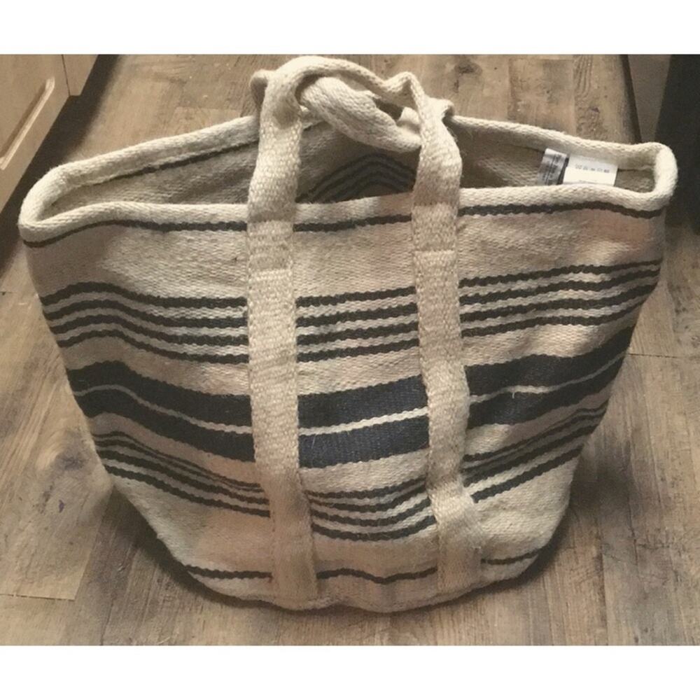 POM POM @ HOME SAVANNAH IVORY NAVY TOTE NEW